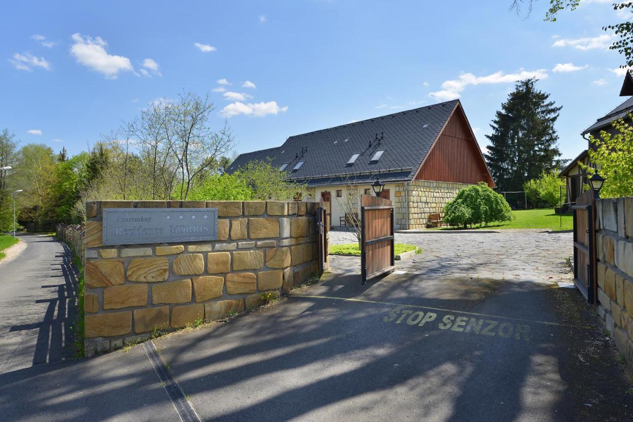 Hotel Rezidence Pihel Nový Bor Exterior foto